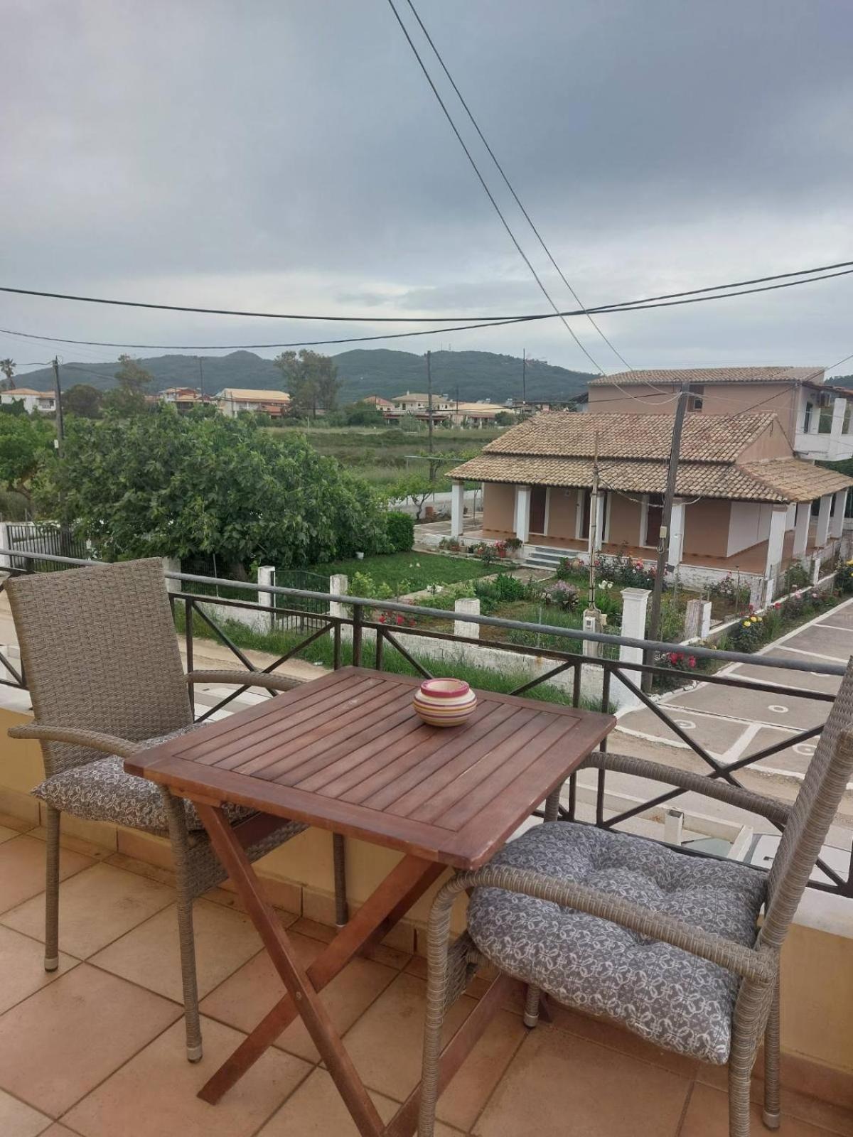 Foivos Seaside Apartments Ájosz Jeórjosz Szoba fotó