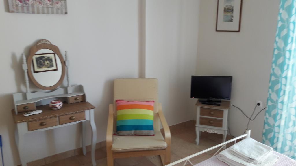 Foivos Seaside Apartments Ájosz Jeórjosz Kültér fotó